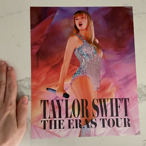 💜 Taylor Swift Eras Tour Movie Poster - Picture 2 of 2